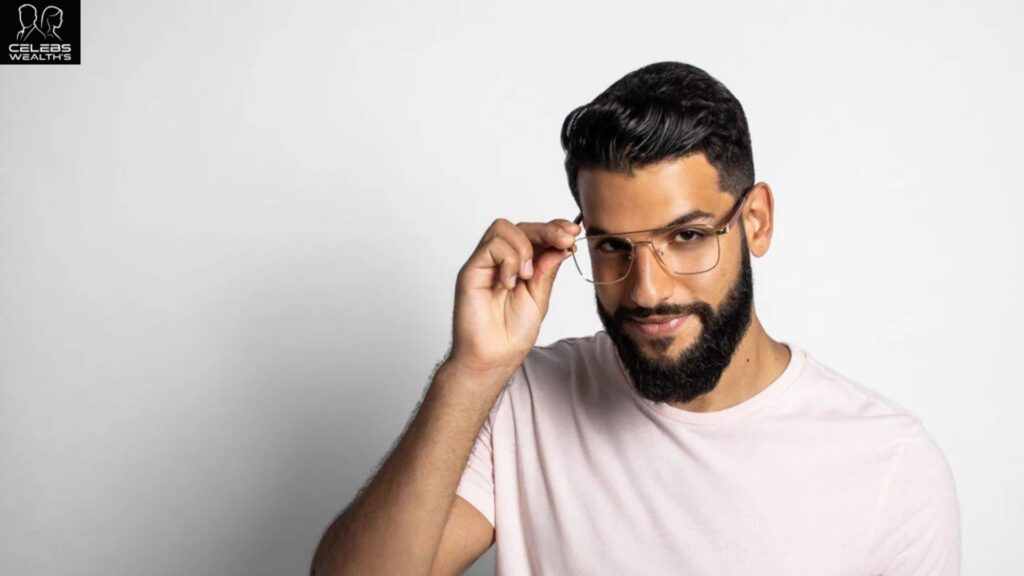 Classic vs. Modern Eyeglasses Styles